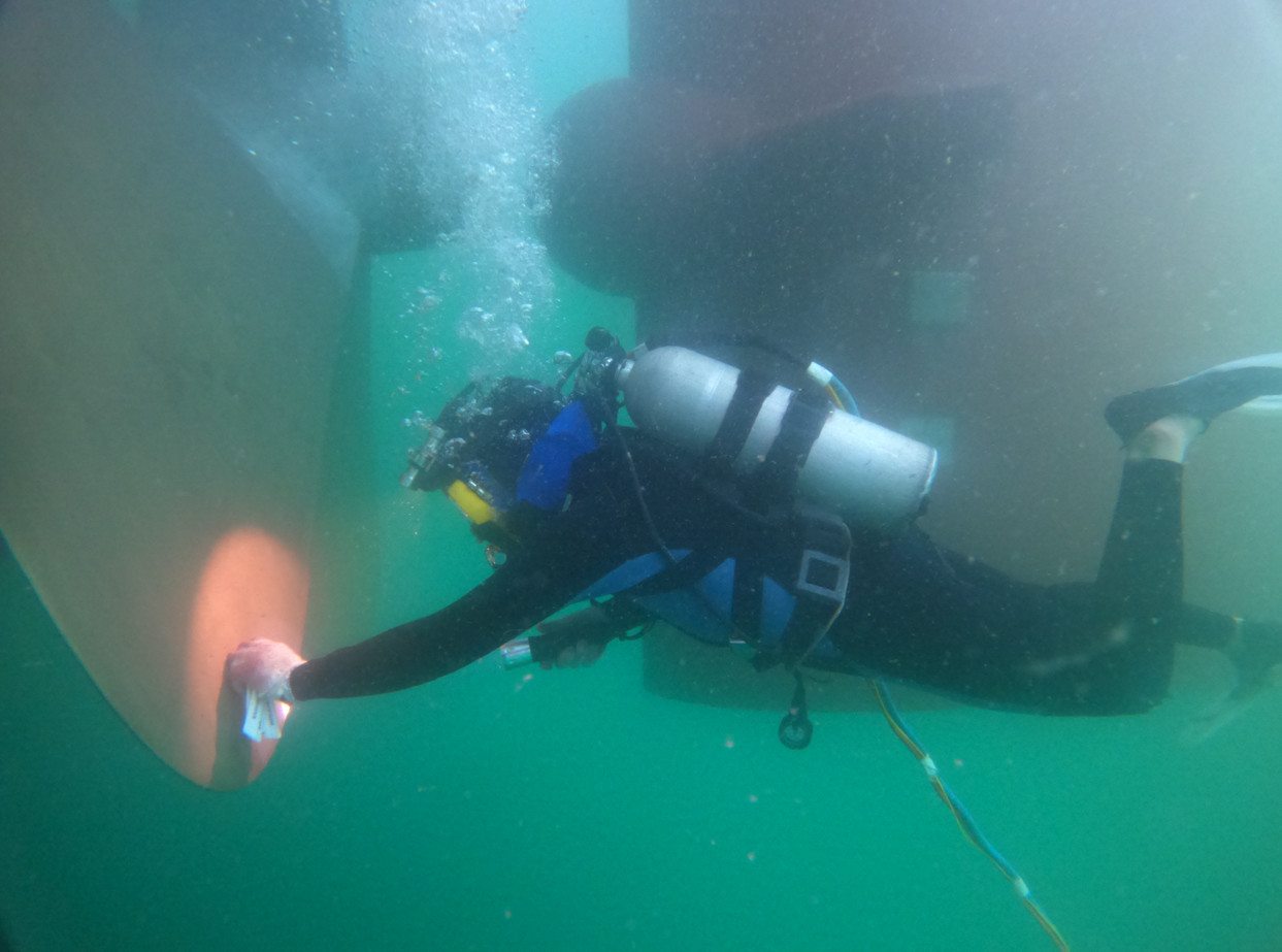  Diving Service - Underwater Inspection and Repair